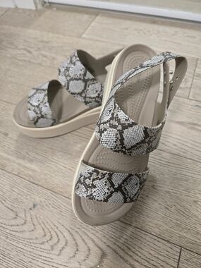 CROCS Snake-Print Platform Slingback Sandals - Beige & Black